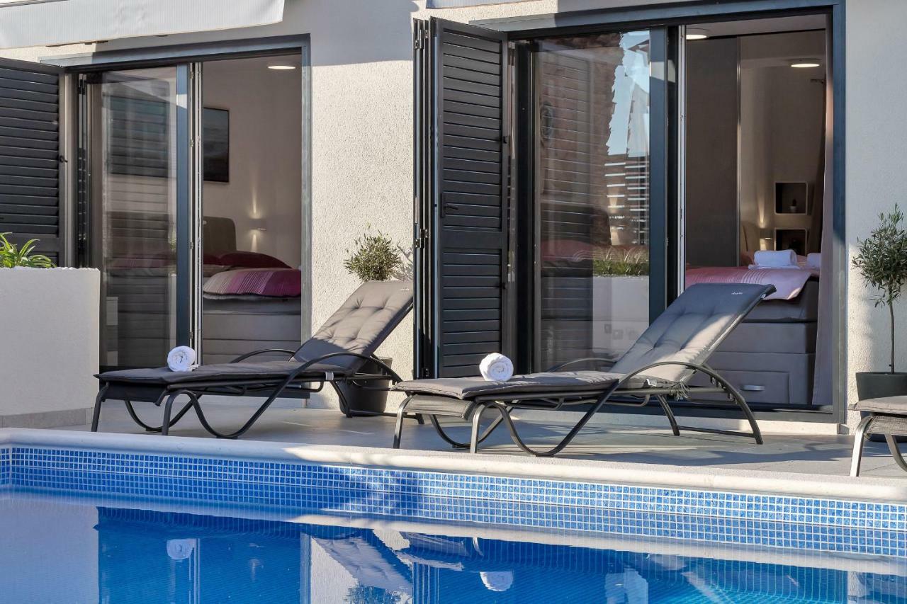 Lulani Pool Apartma Makarska